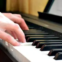 play piano by ear